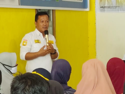 Arifin Junaedi Diminta Mundur