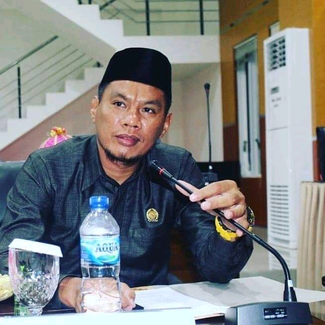 Minta Bulog Bulukumba Hentikan Serapan Beras