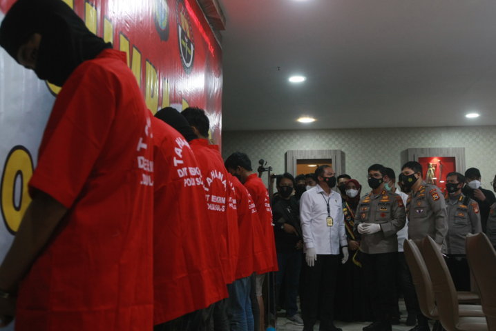 Asmara Sesama Jenis di Kasus Mayat Dibakar