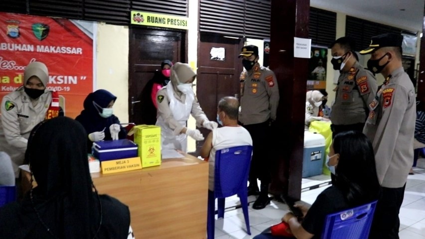 Polres Pelabuhan Target 1.000 Warga Divaksinasi