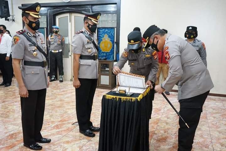 Kapolrestabes Pimpin Sertijab Kasat dan Kapolsek
