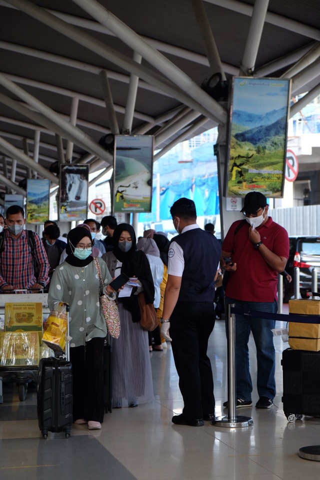 Kasus Covid, Dewan Minta Perketat Bandara