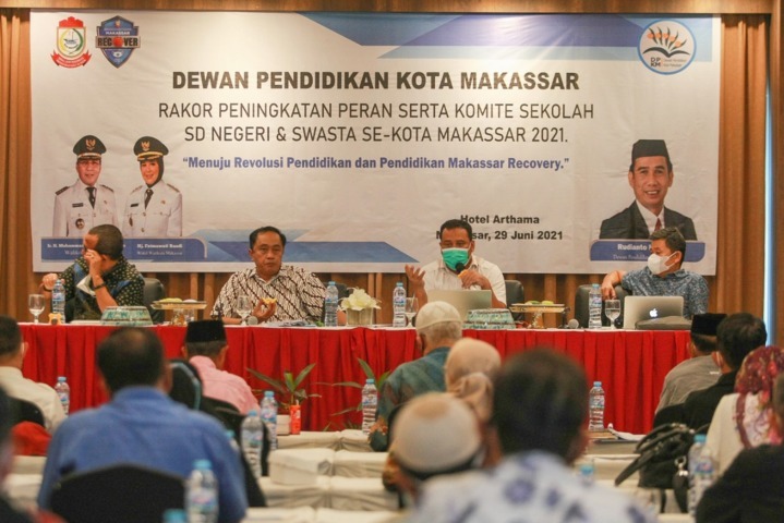Butuh Regulasi Khusus  Menguatkan Komite Sekolah