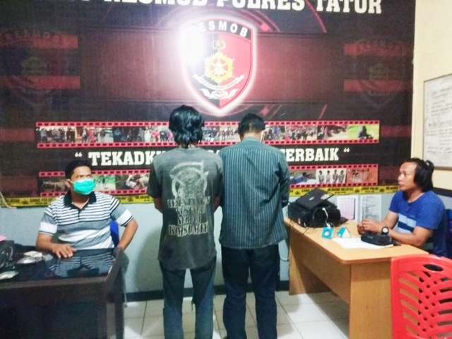 Dua Pemuda Ditangkap Bongkar Kios