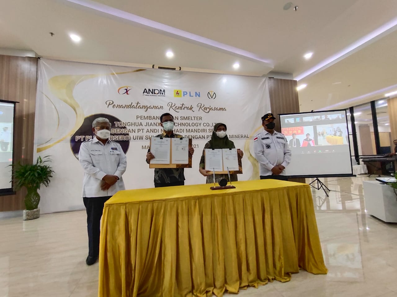 Amran Sulaiman Beri Beasiswa Bagi Mahasiswa di Konut