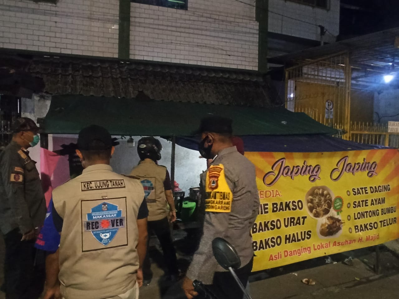 Operasi PPKM Darurat, Polres Pelabuhan Makassar  Imbau Prokes di Warung dan Warkop
