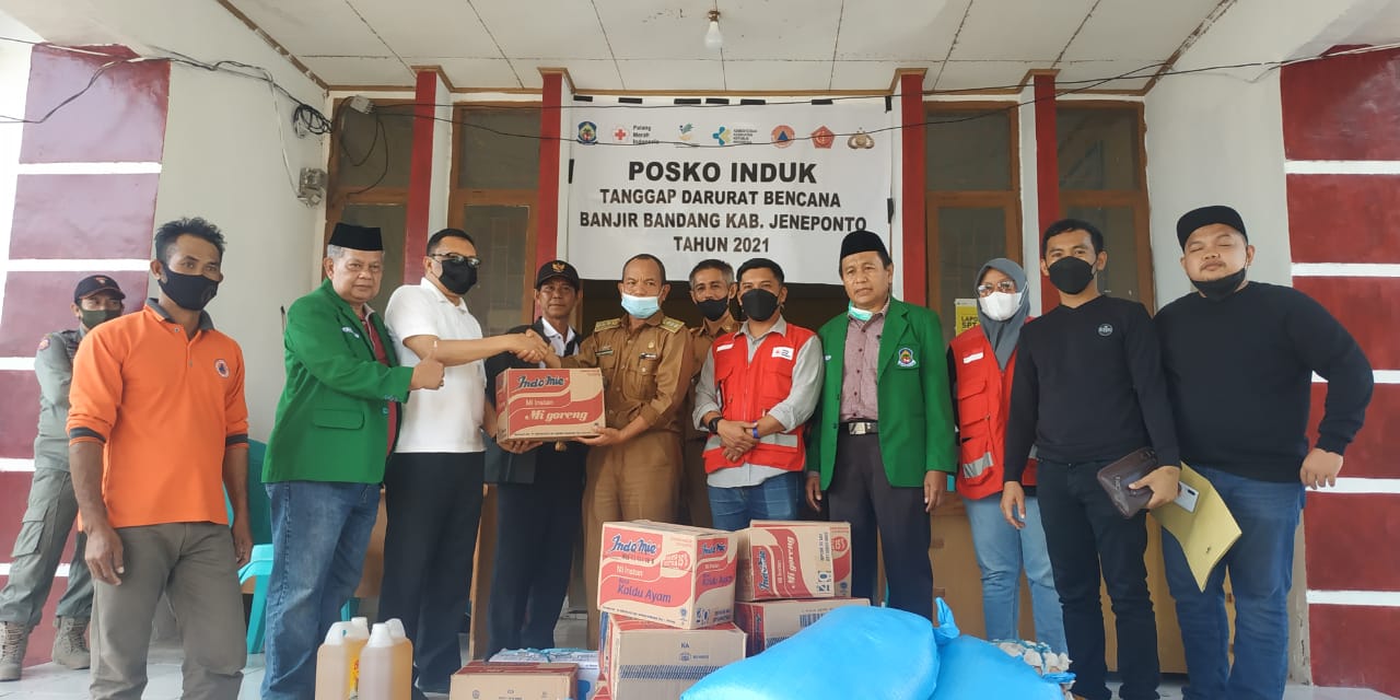 PP KKT Jeneponto Bantu Masyarakat  Tertimpa Banjir Bandang