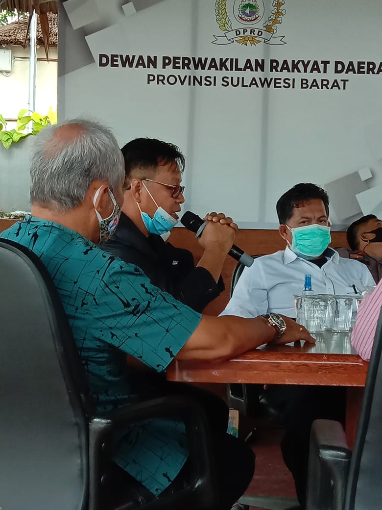 Komisi IV DPRD Sulbar Respon Aspirasi Gerakan Aliansi Sulbar Bebas Covid-19