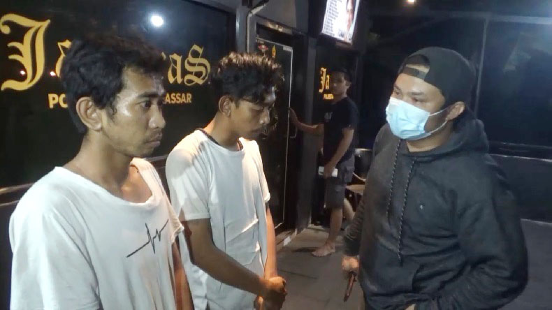 Dua Pemuda Nekat Menjambret Dekat Kantor Polisi