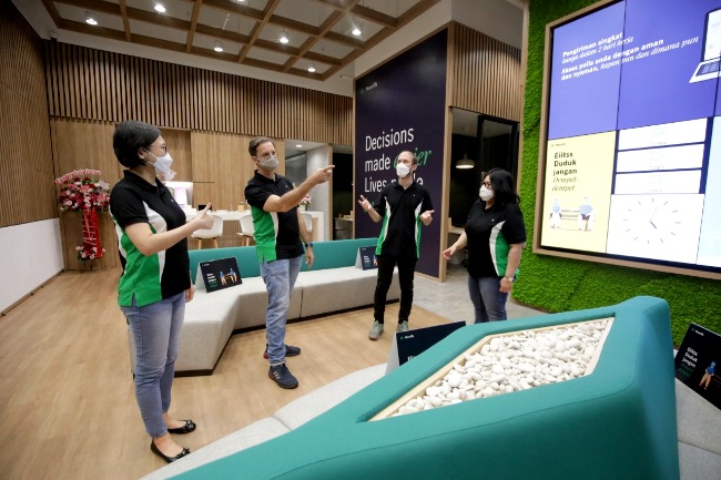Manulife Berkomitmen Berikan Layanan Semakin Baik
