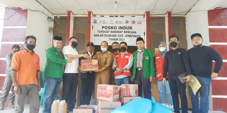 PP KKT Bantu Masyarakat Tertimpa Banjir Bandang