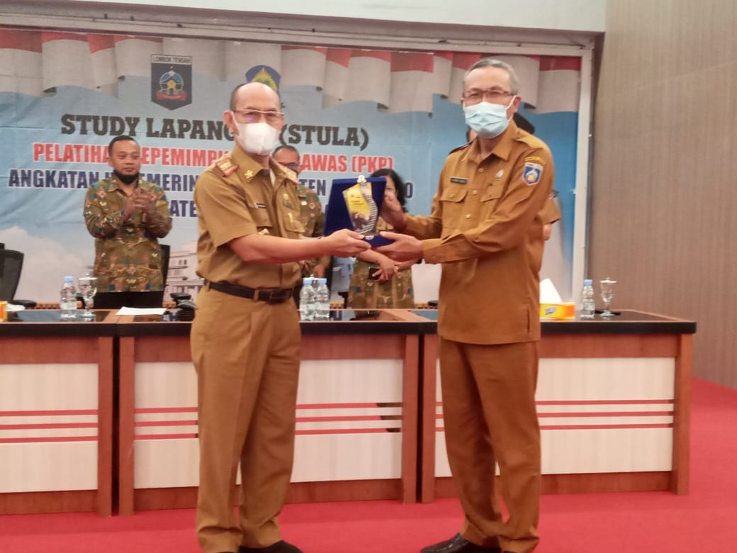 Peserta PKP Jeneponto Studi Lapang di Lombok Tengah
