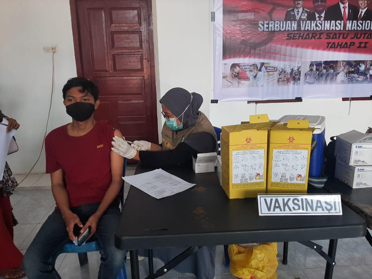Polres Gelar Vaksinasi Massal Dosis Dua