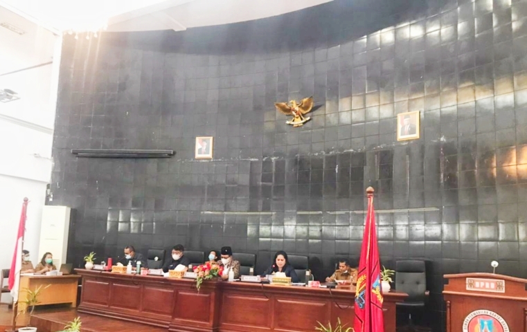 Bupati Hadiri Pembahasan Dua Ranperda