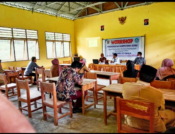 SDN 072 Daala Gelar Worskhop PKG