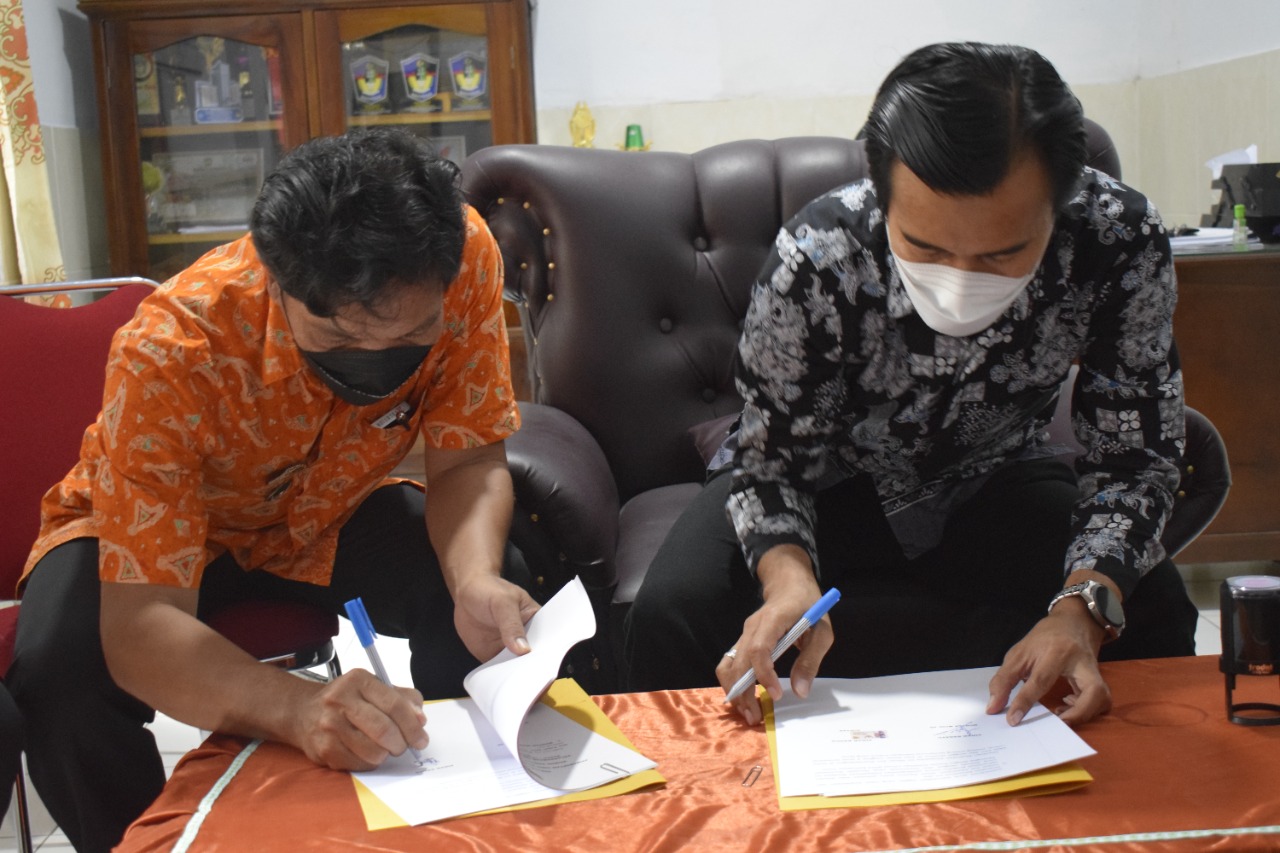 KPU Gowa dan Kades Borisallo Teken MoU DP3