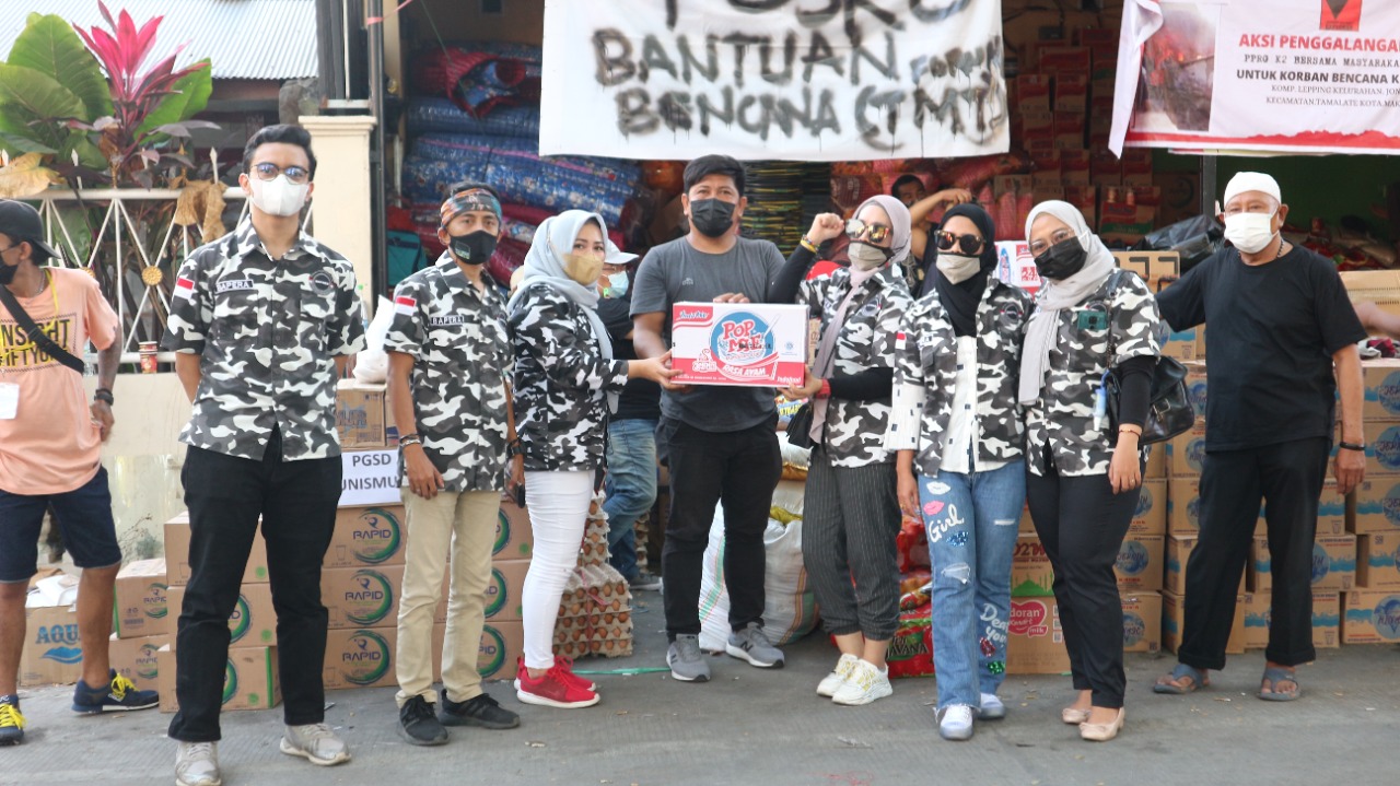 Bapera Sulsel Salurkan Bantuan Korban Kebakaran Jongayya