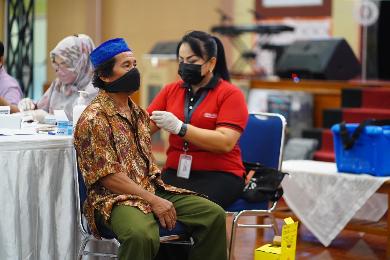 Semen Tonasa Kembali Bersinergi dengan TNI. Percepat Serbuan Vaksinasi Tahap Kedua di Pangkep