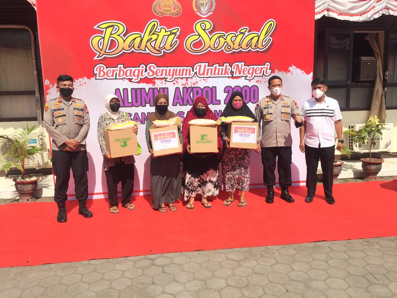 Alumni Akpol 2000 Sanika Satyawada gelar Baksos di Polres Pelabuhan Makassar