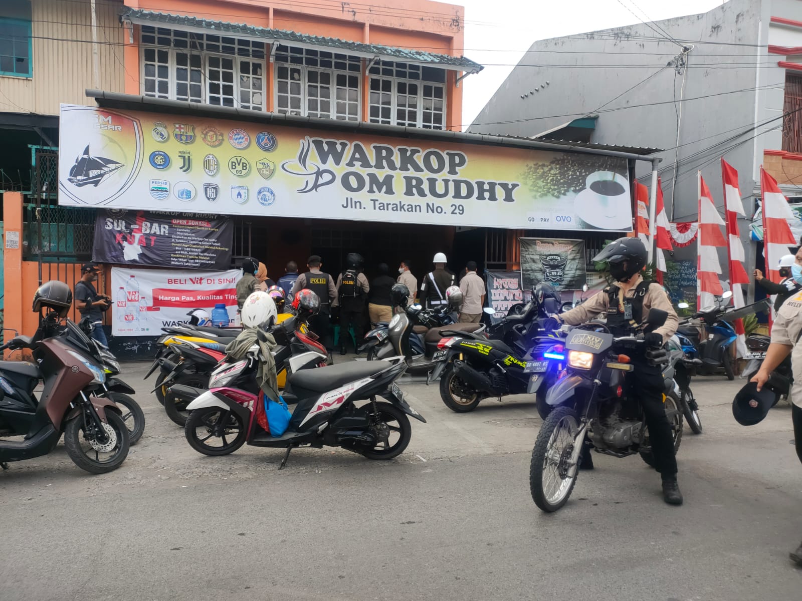 Polres Pelabuhan Makassar bersama Tim Gabungan Semakin Gencar lakukan Patroli PPKM