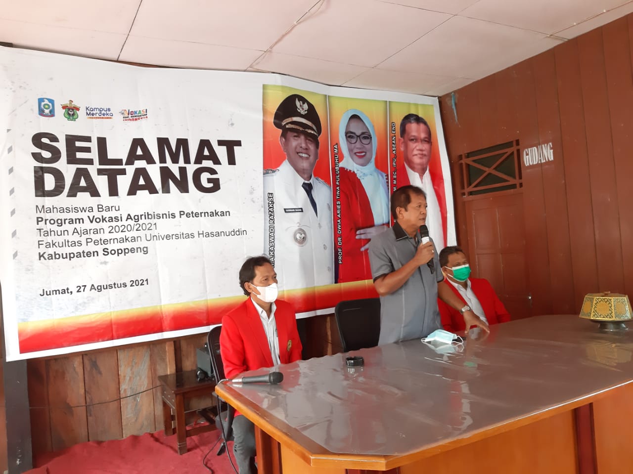 Bupati Kaswadi Beri Kuliah Perdana Prodi Vokasi Agribisnis Peternakan di Kampus Unhas Soppeng