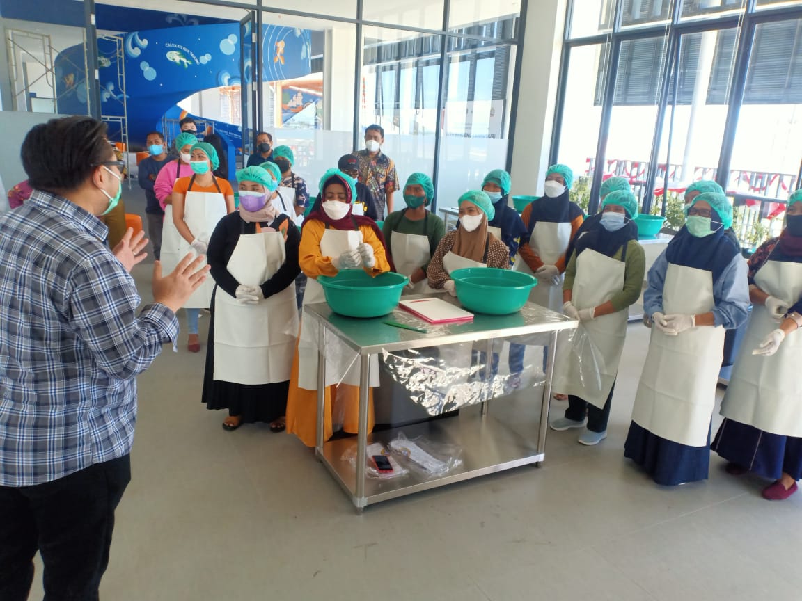 Ospek di UC Makassar Ajari Mahasiswa Berbisnis