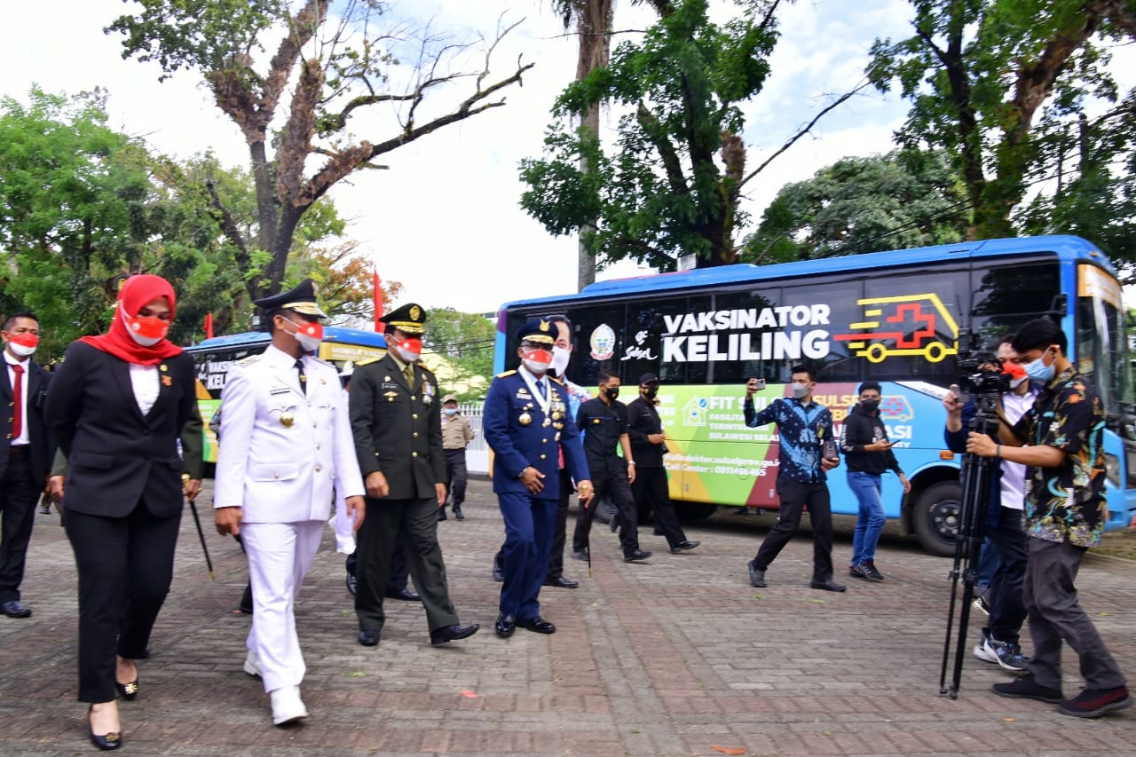 Plt Gubernur Launching Mobil Vaksinator Keliling