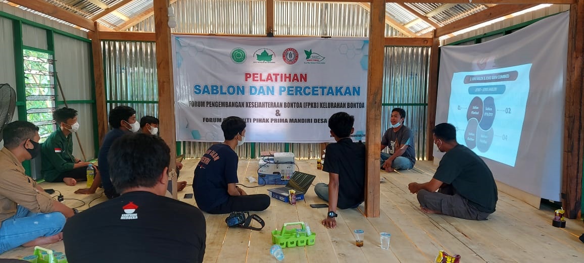 Semen Tonasa Bantu Pengadaan Mesin Percetakan