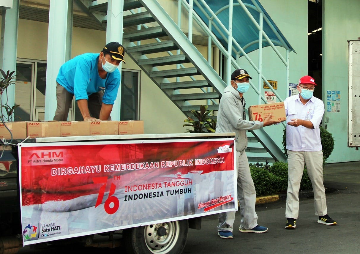 Honda Salurkan 1.100 Paket Merdeka Peduli Masyarakat
