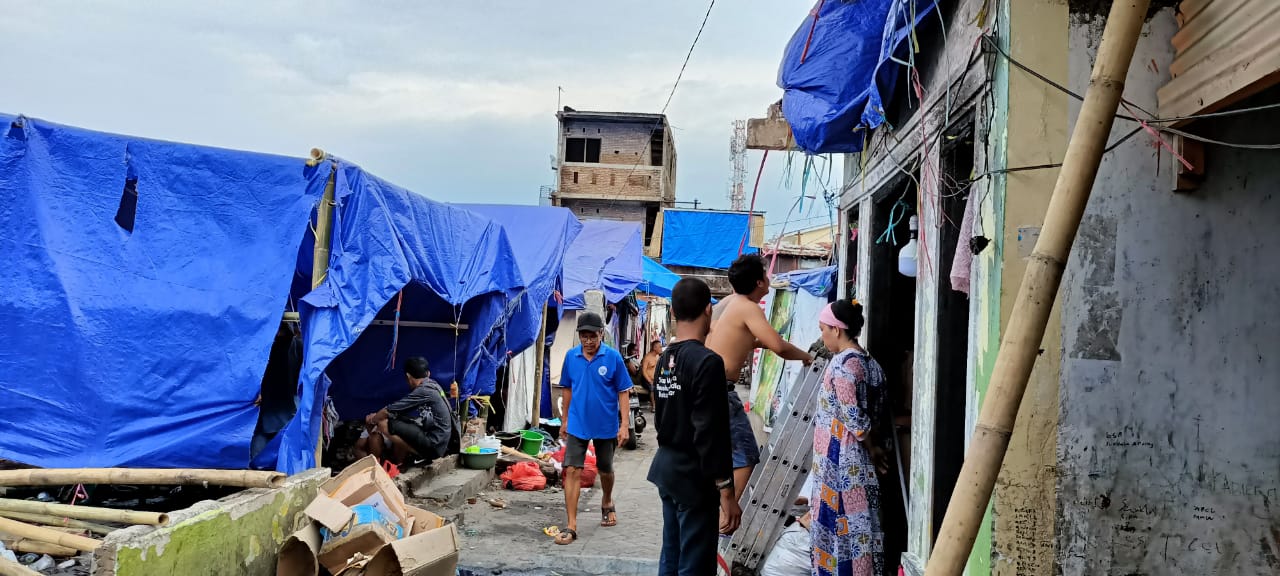 Korban Butuh Bantuan  Material Bangunan