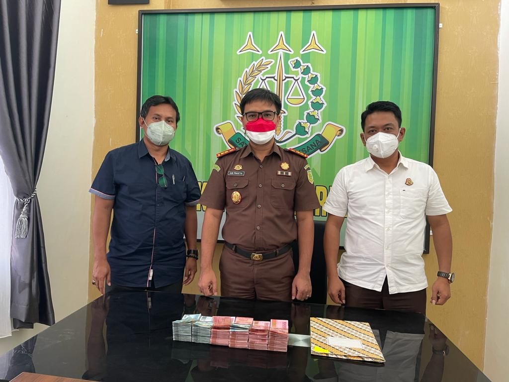 Kejari Sinjai Selamatkan Uang Negara Ratusan Juta