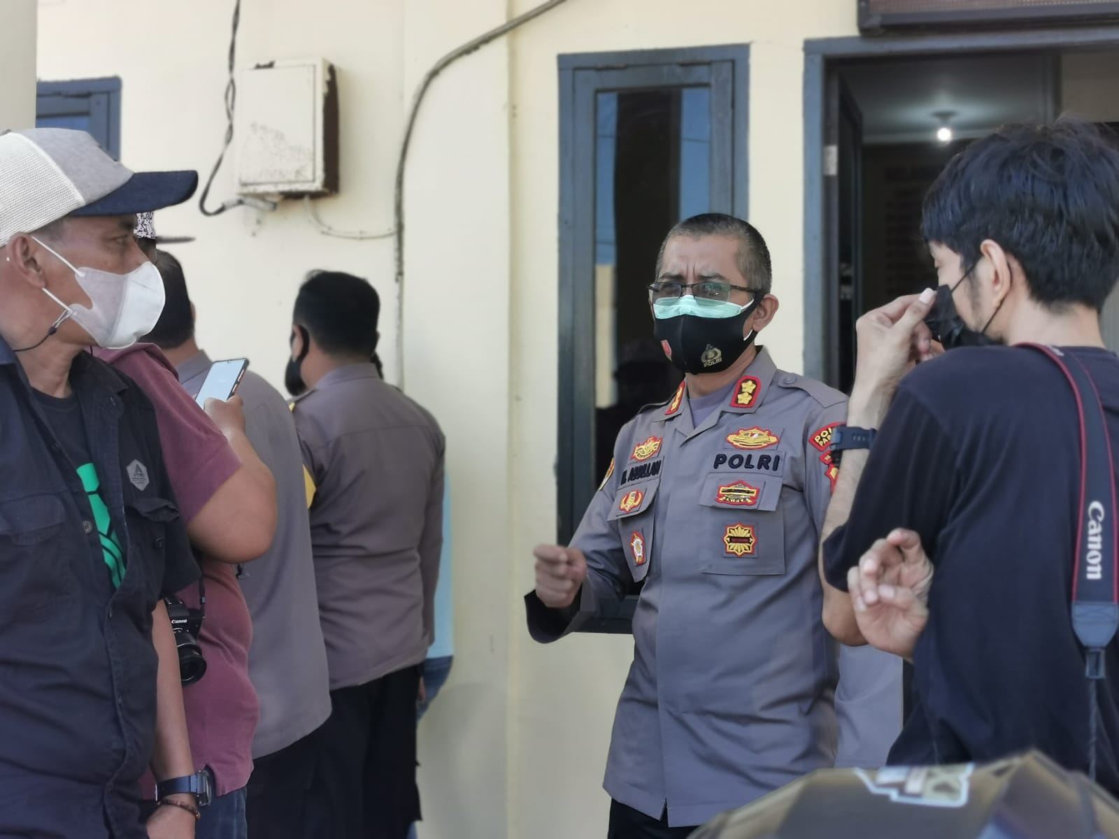 Gegara Vaksin Palsu, Enam Penumpang Diamankan