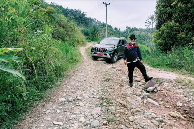 Dinas PU Bangun Tiga Ruas Jalan di Alla