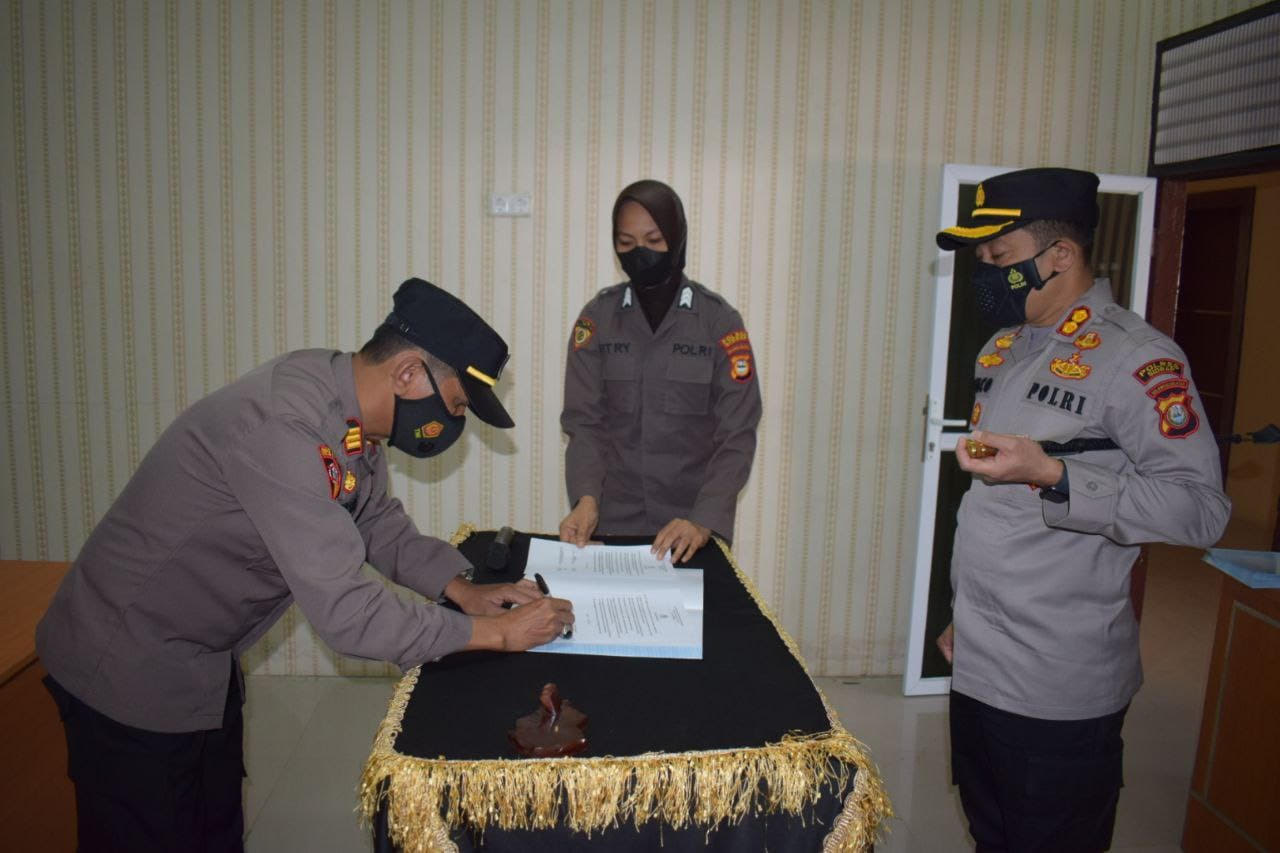 Kapolres Pimpin Pakta Integritas