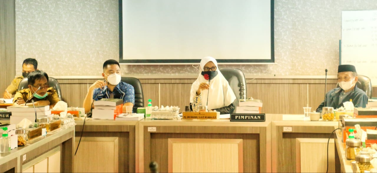 Sri Rahmi Minta Pemprov Tidak Tumpuk Utang