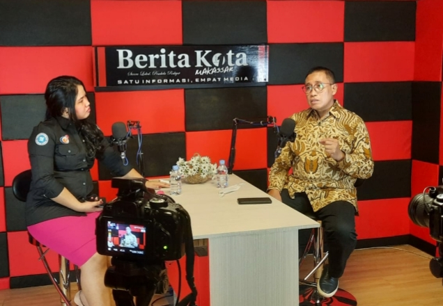 Hadir di Redaksi BKM, Prof Kadir Sapa Seluruh Karyawan
