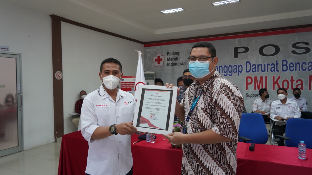 Pegadaian Kanwil VI Makassar Kembali Terima Penghargaan dari PMI