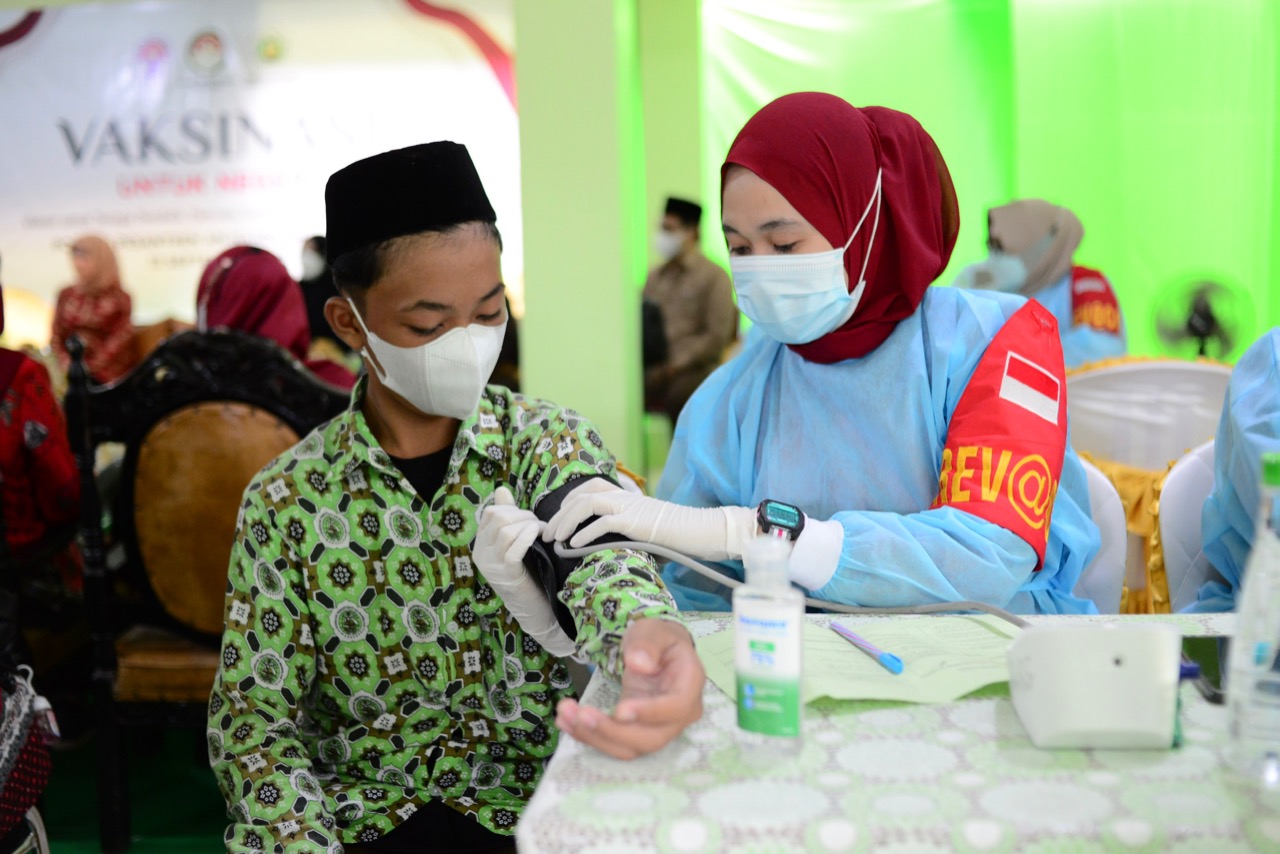 Vaksinasi Untuk Negeri Digelar di Pondok Pesantren An-Nahdlah