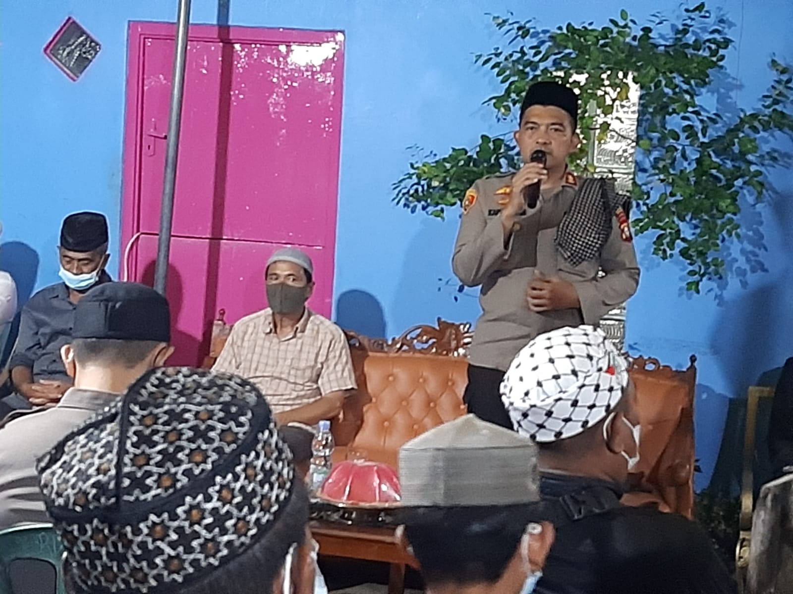 Kapolres Pelabuhan Makassar berikan Ceramah Ta’ziah di Barukang