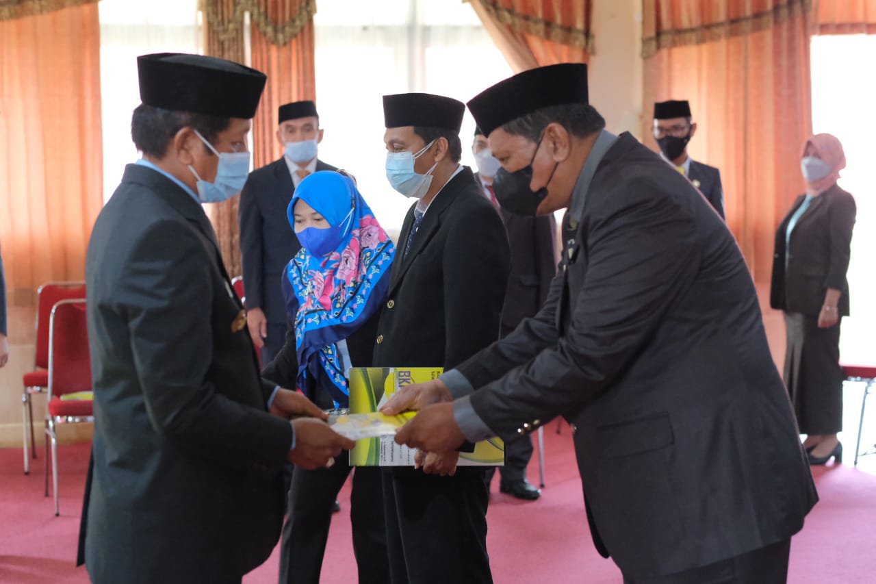 Kaswadi Lantik 21 Pejabat di Ruang Pola