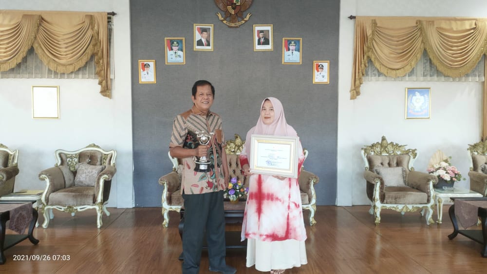 Pemkab Raih Penghargaan APE