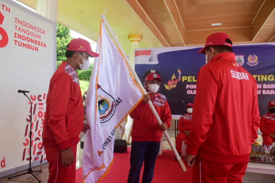 Gubernur Ali Lepas Kontingen Sulbar ke Papua