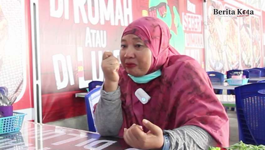 Sarjana Berjualan Sari Laut,  Pekerjakan 30 Karyawan