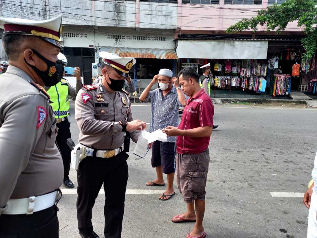 Polres Parepare Sosialisasi Prokes