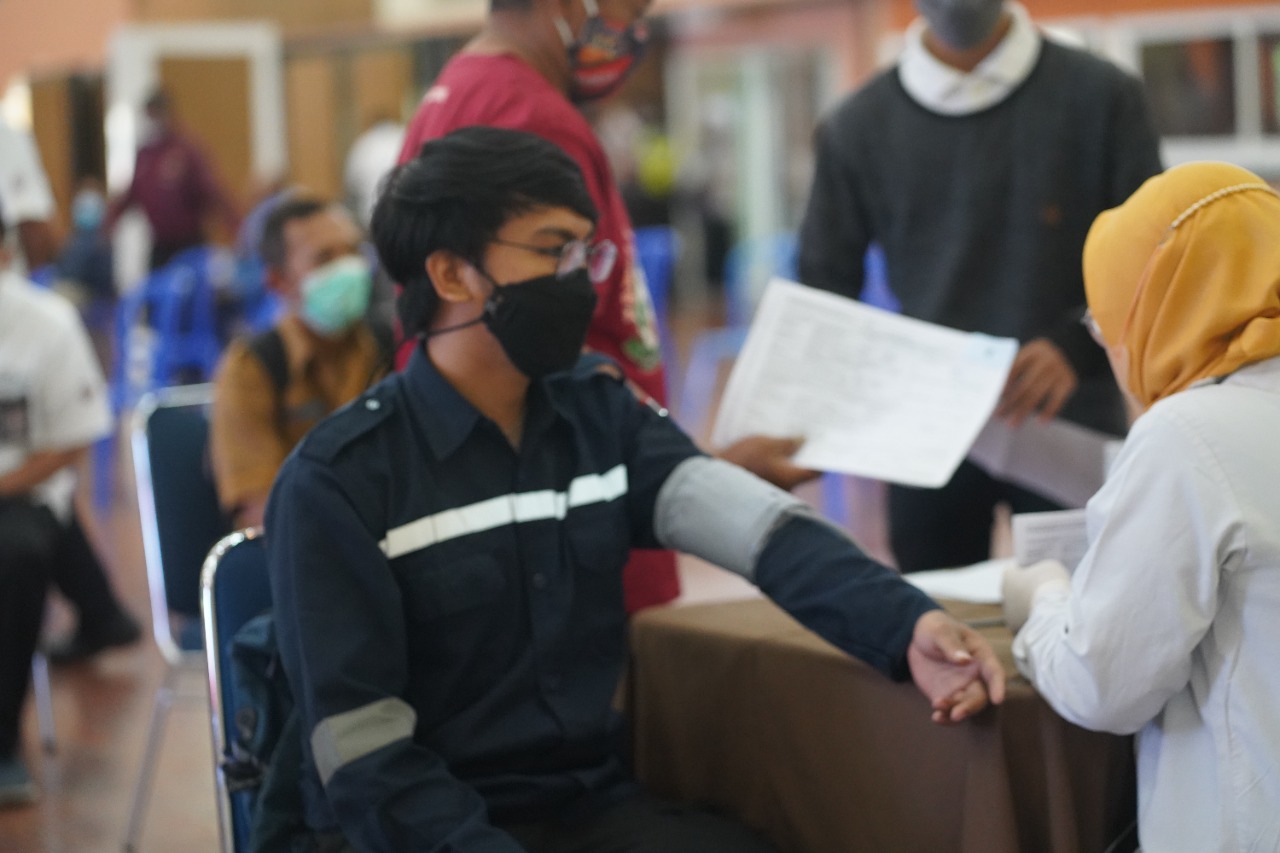Semen Tonasa Membangun Sinergitas Berkelanjutan, Gelar Donor Darah Dalam Rangka HUT ke-53