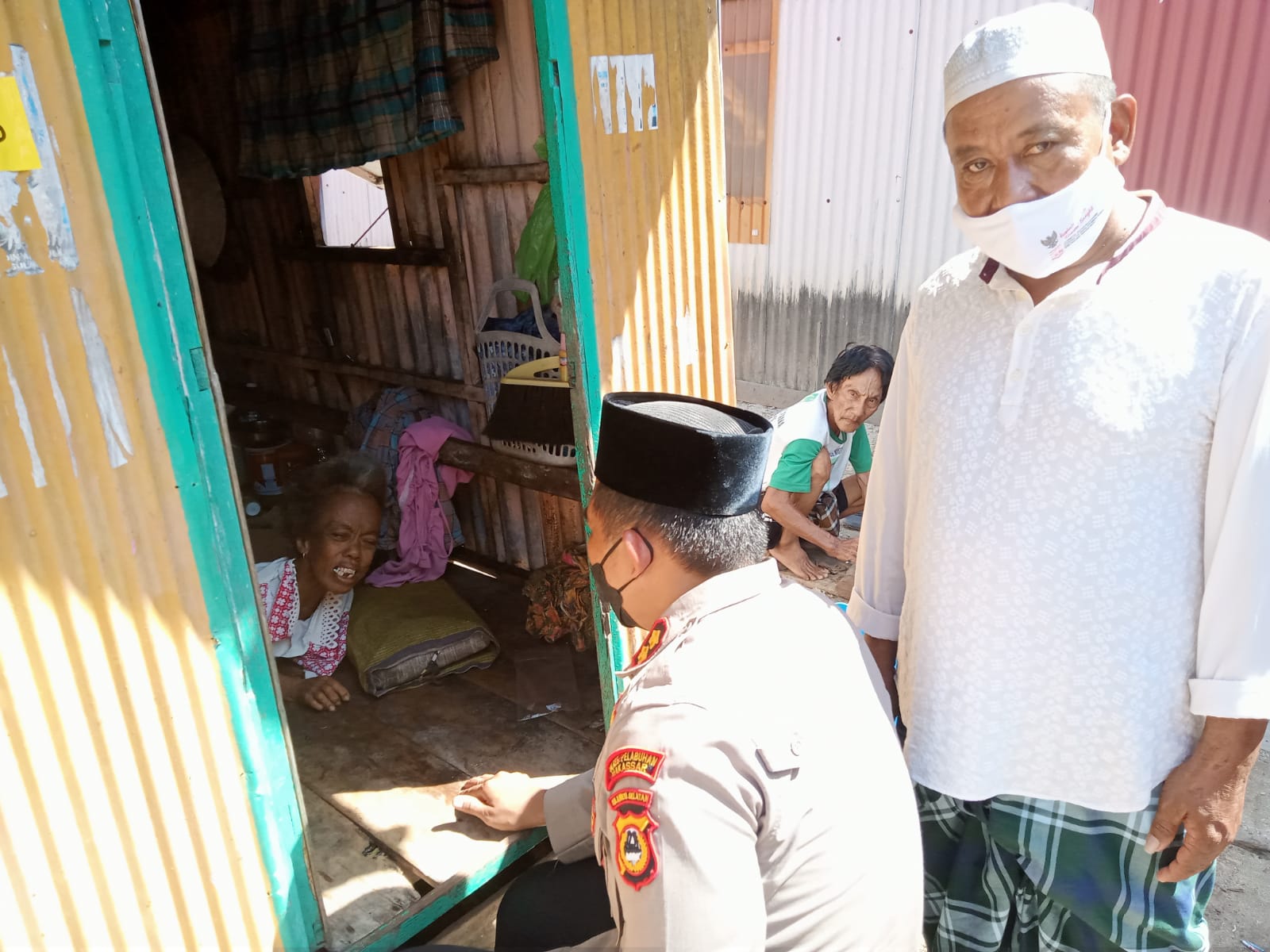 Kapolres AKBP Kadarislam Berbagi Rezeki Masyarakat Pulau Lumu – lumu