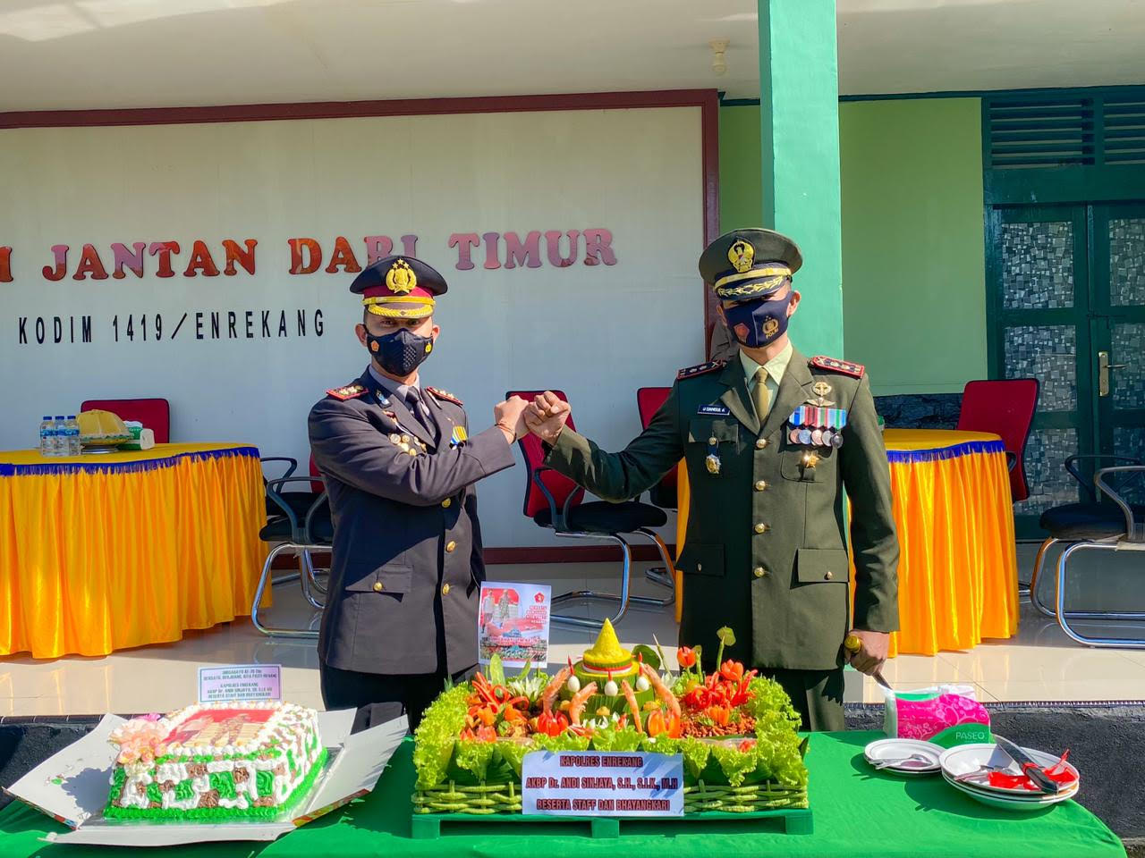 HUT TNI, Kapolres Beri Kejutan