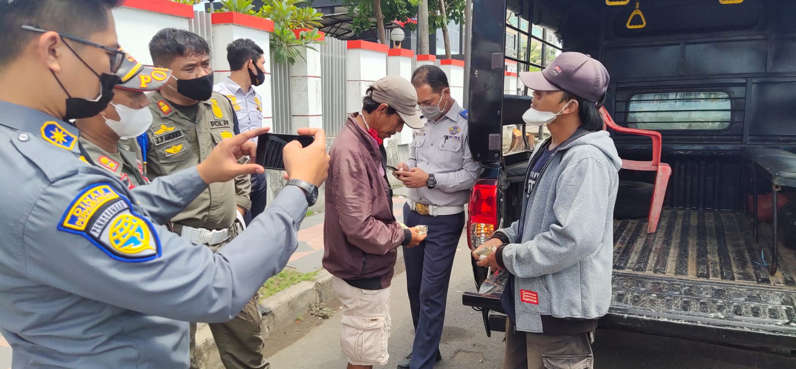 Turun ke Jalan, Tim Terpadu Dishub Jaring Empat Pak Ogah
