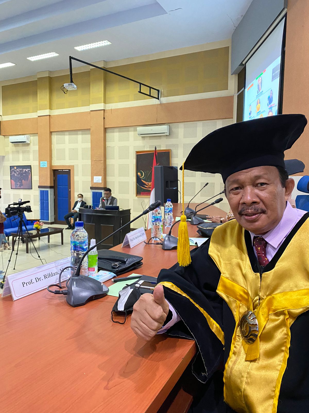 Kadis Pariwisata dan Kebudayaan Sinjai Raih Doktor di UNM