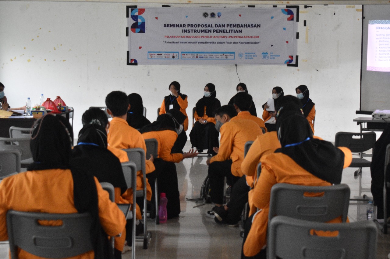 LPM Penalaran UNM Gelar Seminar Proposal Penelitian Peserta PMP XXIV
